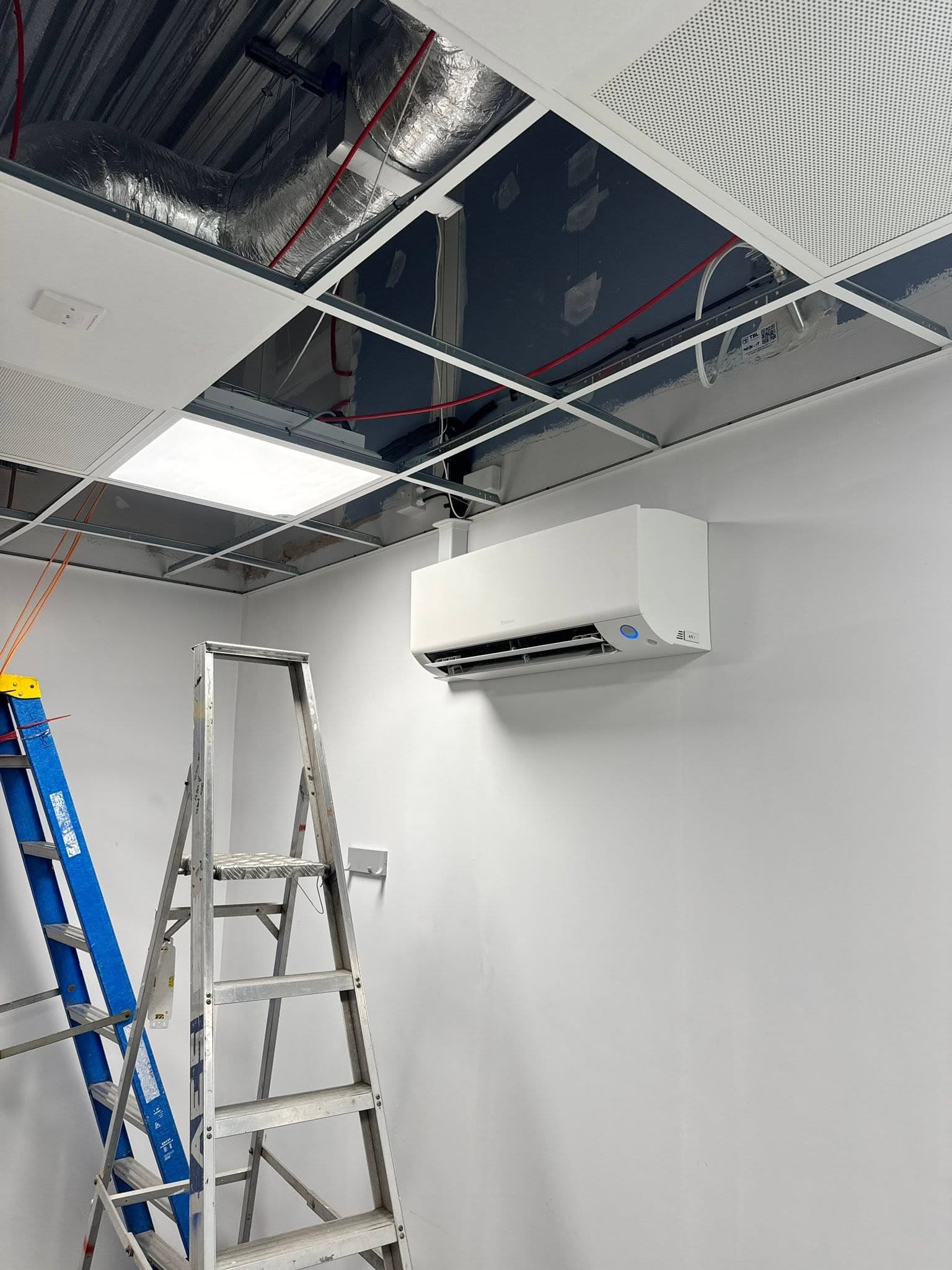 Office Air Conditioning — photo 3